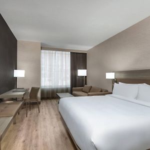 King Room Hearing Accessible